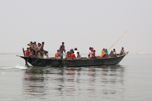 Public transport on the Jamuna River